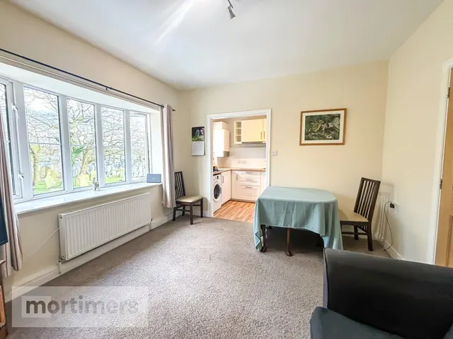 Church Lane, Mellor, BB2, photo 2