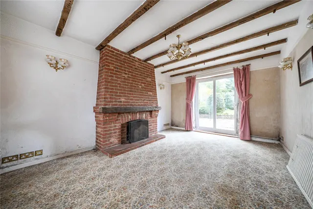 Photo 2 — Ship Hill, Tatsfield, Westerham, Surrey, TN16