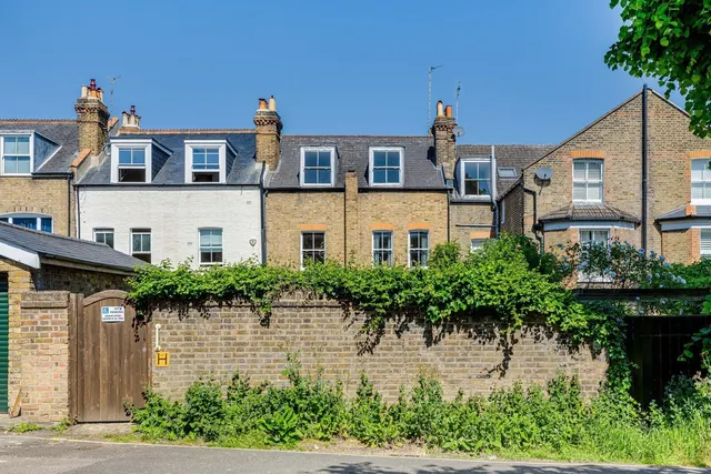 Ellerker Gardens, Richmond, TW10, photo 3