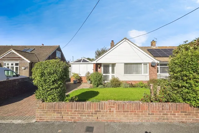 Singledge Avenue, Whitfield, Dover, Kent, CT16, photo 1