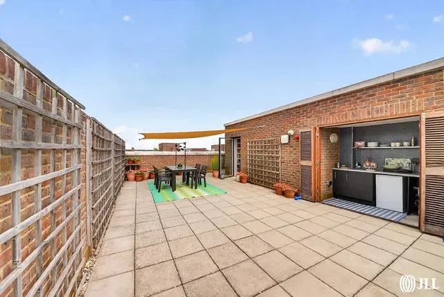 Peloton Avenue, London, E20, photo 2