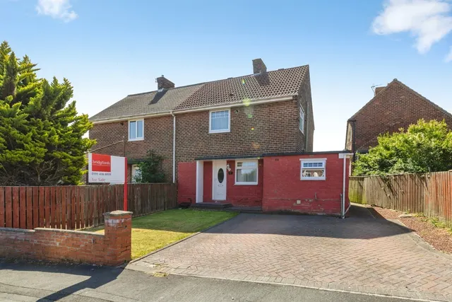 Watling Avenue, Seaham, Durham, SR7, photo 1