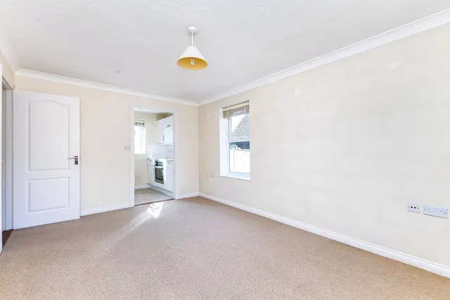 Headley Road, Grayshott, GU26, photo 2