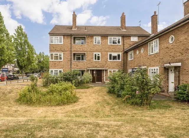 Chesterfield Road, Chiswick, W4, photo 1