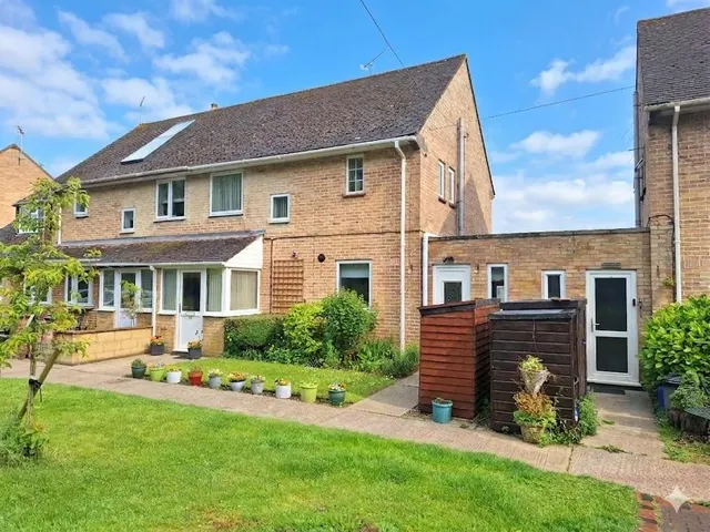 Woodlea, Colerne, SN14, photo 1