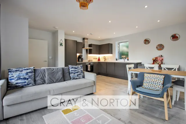 Selborne Road, Croydon, CR0, photo 1