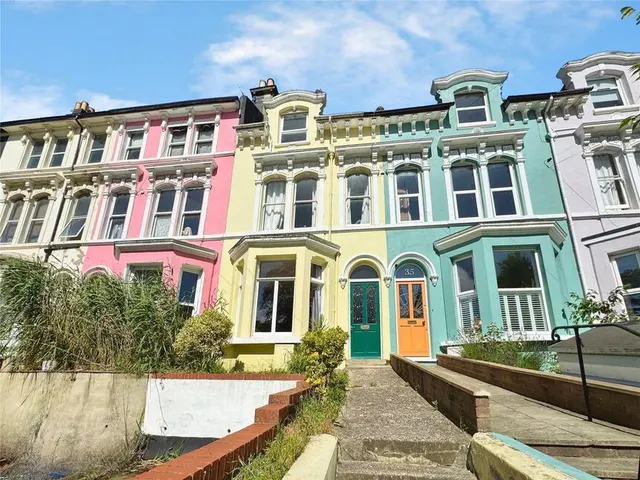 St. Helens Road, Hastings, East Sussex, TN34, photo 1