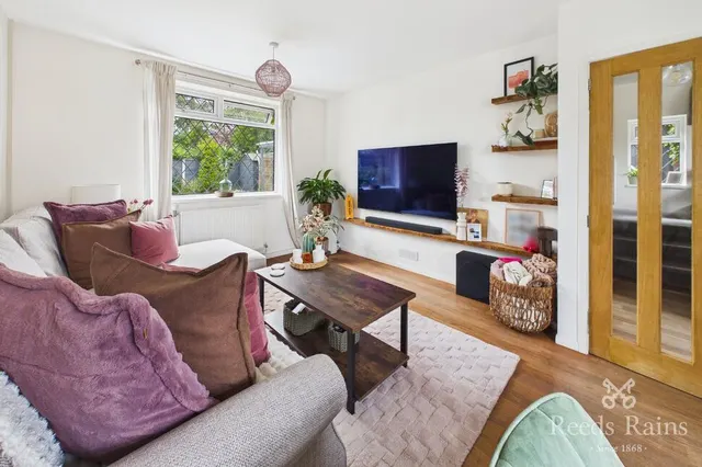 Photo 3 — Windsor Crescent, Rothwell, West Yorkshire, LS26