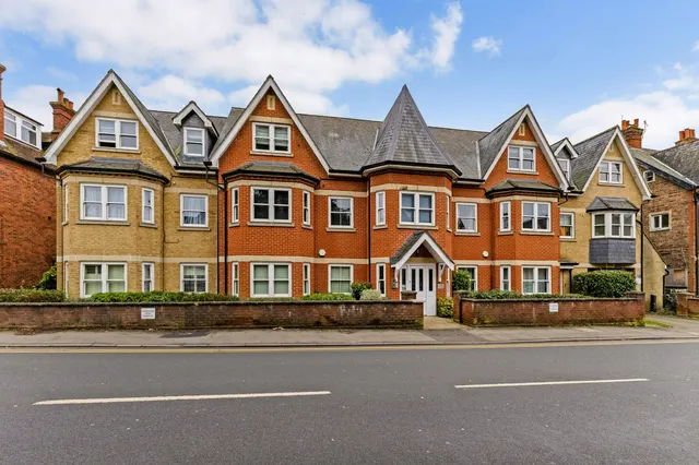 York Road, Guildford, GU1, photo 1
