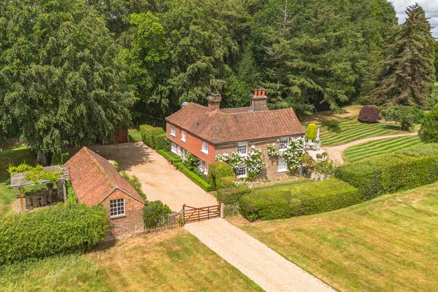 The Bury, Cholesbury, HP23, photo 1