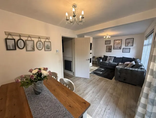 Twinnies Road, Wilmslow, SK9, photo 3