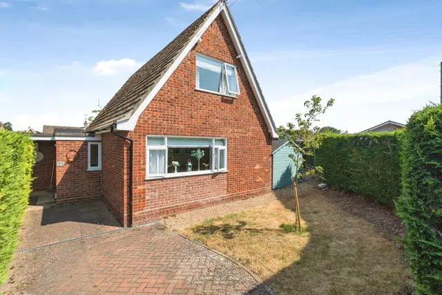 Lockhart Road, Ellingham, Bungay, photo 1