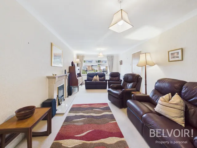 Aldbury Close, Parkside, ST16, photo 2