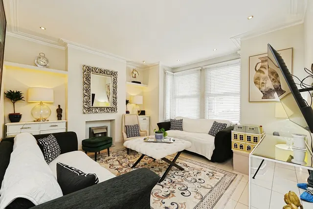 Manor Road, London, SE25, photo 2