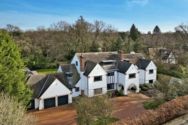 Westfield Road, Beaconsfield, HP9, photo 1