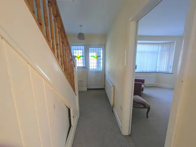 Photo 3 — Slade Road, Rugby, CV21 3AD