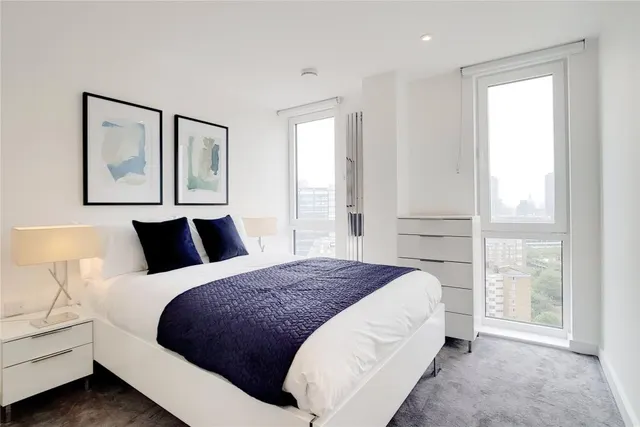 Photo 3 — Eagle Point, City Road, London EC1V