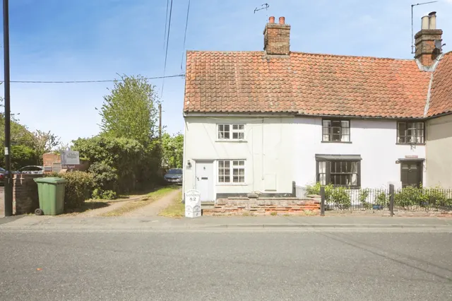 High Street, Wickham Market, Woodbridge, photo 1