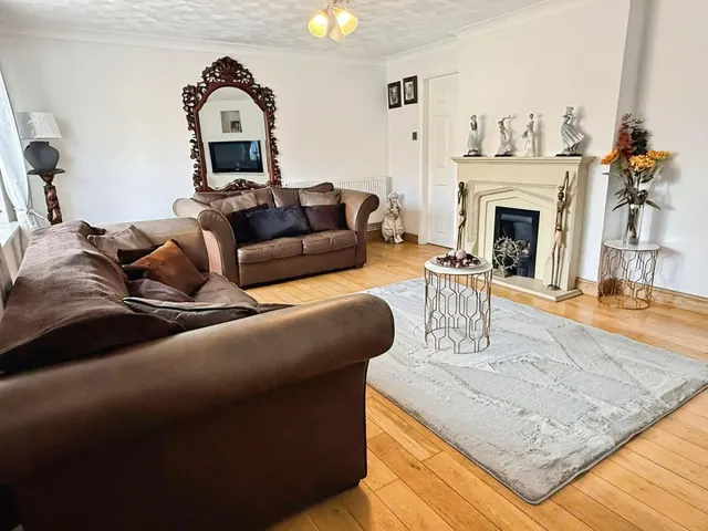 Ledbury Close, Oadby, LE2, photo 2