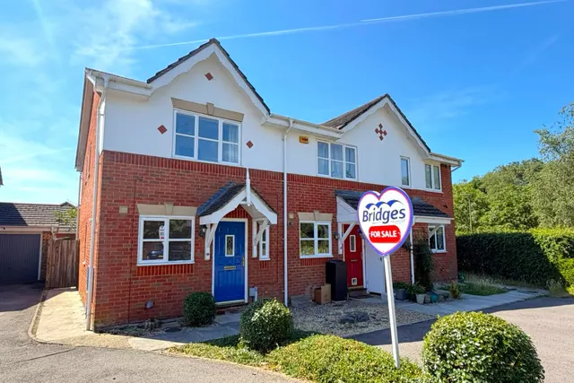 Beaufort Road, Ash Vale, Surrey, GU12 5SA, photo 1