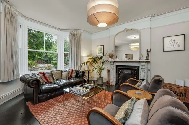 Kent Road, East Molesey, KT8, photo 3