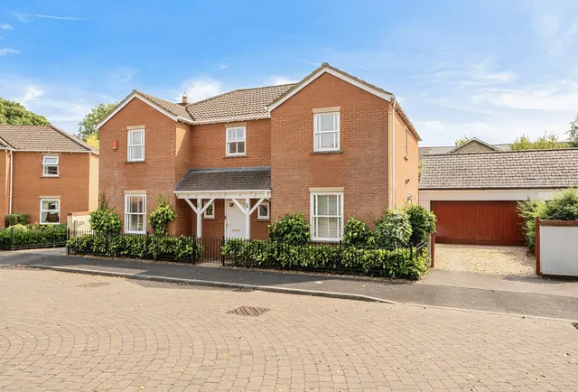 Rosemount Road, North Somerset, Flax Bourton, BS48 1UQ, photo 1