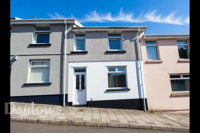 Woodland Place, Merthyr Tydfil, photo 1