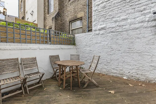 Photo 3 — Effie Place, London SW6 1TA