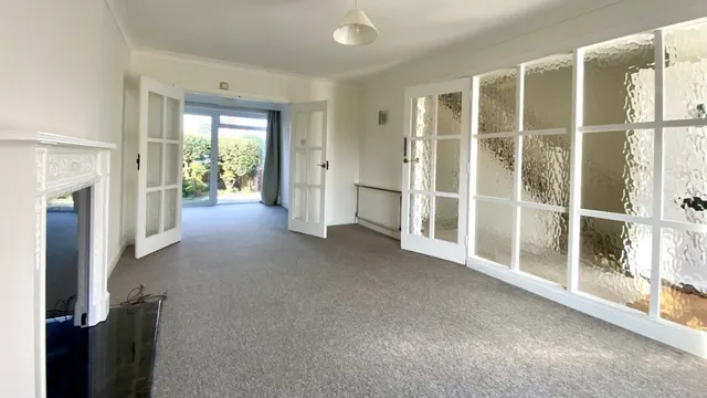 Wykeham Place, Lymington, SO41, photo 2