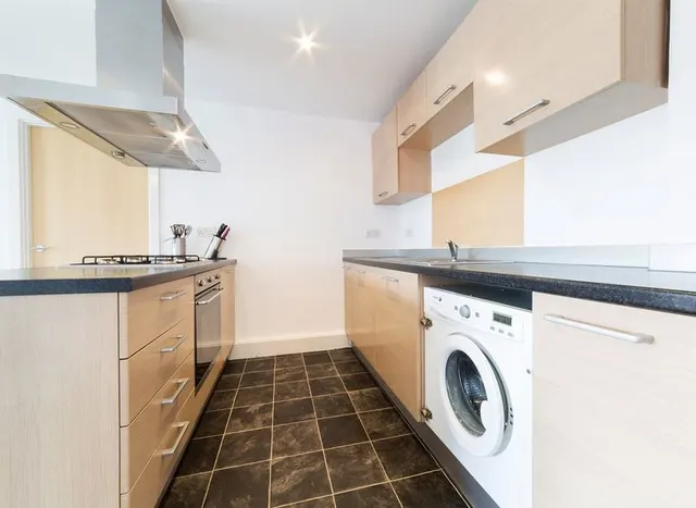 Spring Place, Barking, IG11, photo 3