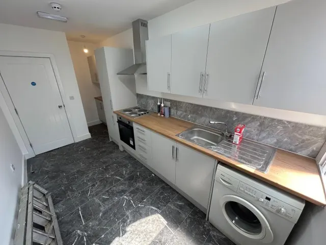 Photo 2 — Flat 4 1 Broad Street, Wolverhampton, West Midlands, WV1 1JA, UK
