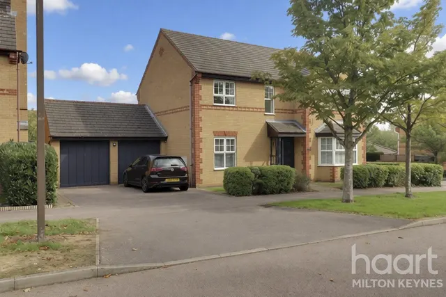 Bowland Drive, MK4, photo 1