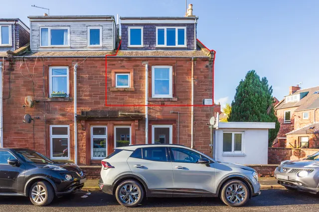 Woodside Terrace, Dumfries, DG2, photo 1