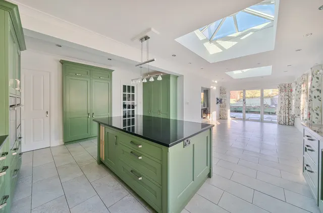 Gascoigne Lane, Ropley, SO24, photo 3