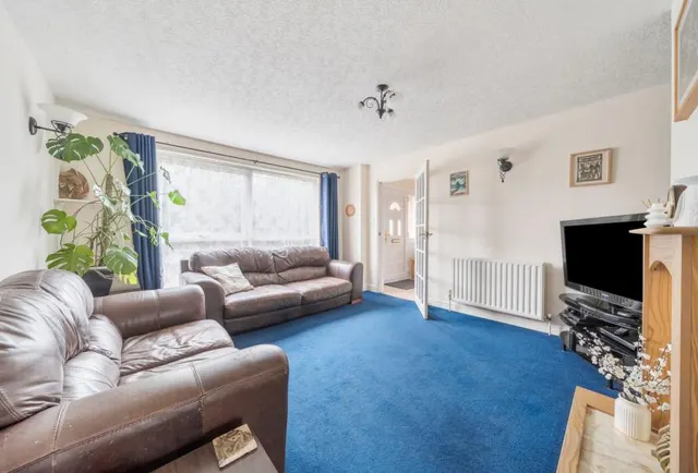 Bradville Gardens, Long Ashton, BS41, photo 1