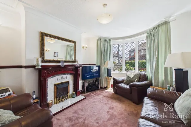 Photo 2 — Orion Crescent, Leeds, West Yorkshire, LS10