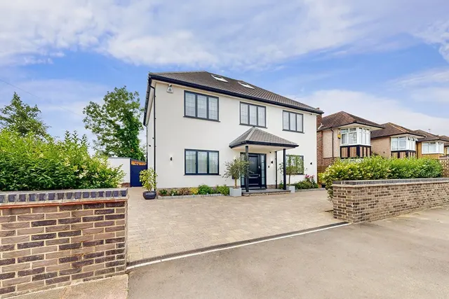 Abercorn Road, Stanmore, HA7, photo 1
