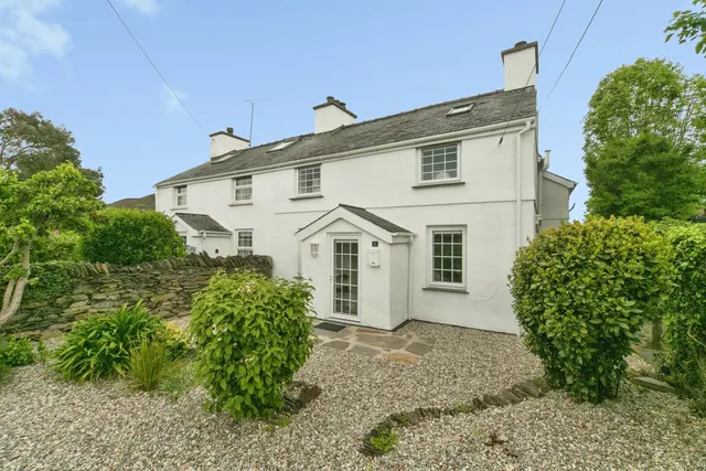 Morfa Bychan, Porthmadog, LL49, photo 1