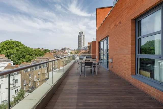 Trevor Square, Knightsbridge, London, photo 1