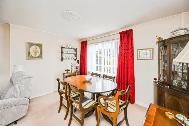 Church Road, Halewood, L26, photo 2