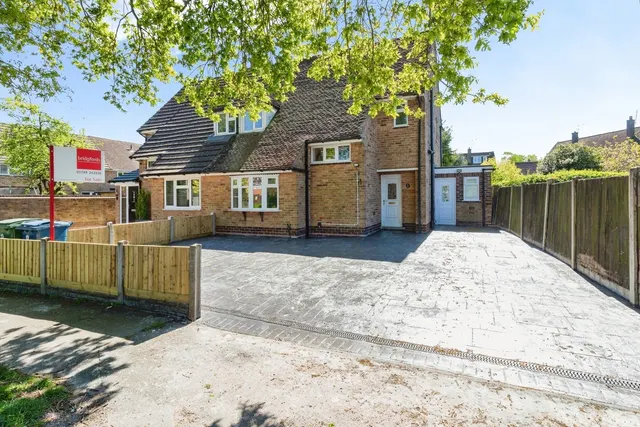 Burton Bank Lane, Stafford, Staffordshire, ST17, photo 1