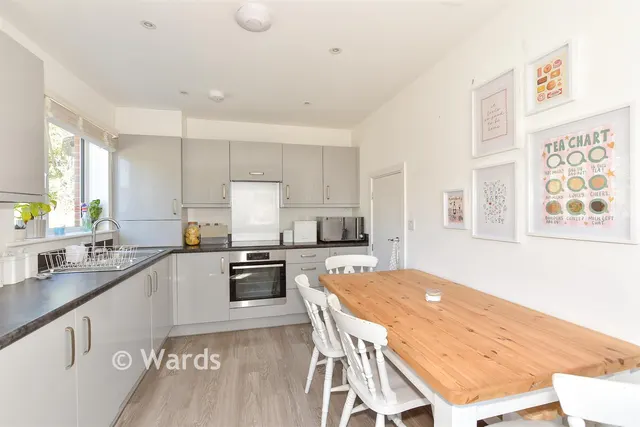 Harvey Drive, Faversham, ME13, photo 3