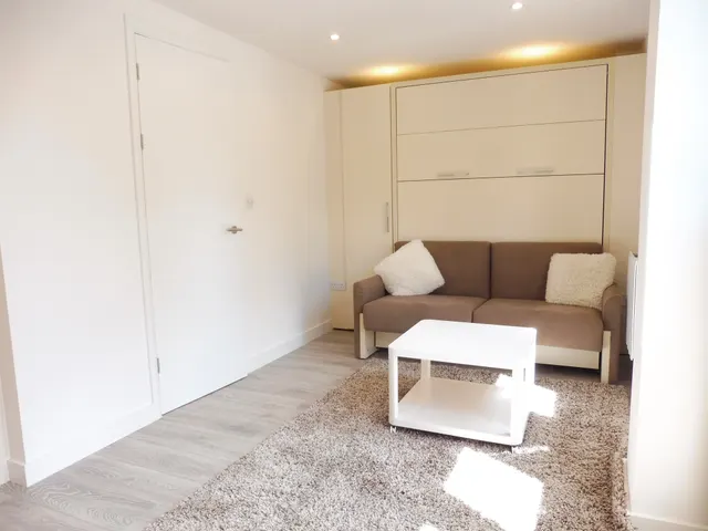 London Road, Cheam, SM3, photo 3