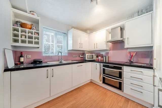 Photo 3 — Park Road, Beckenham, BR3