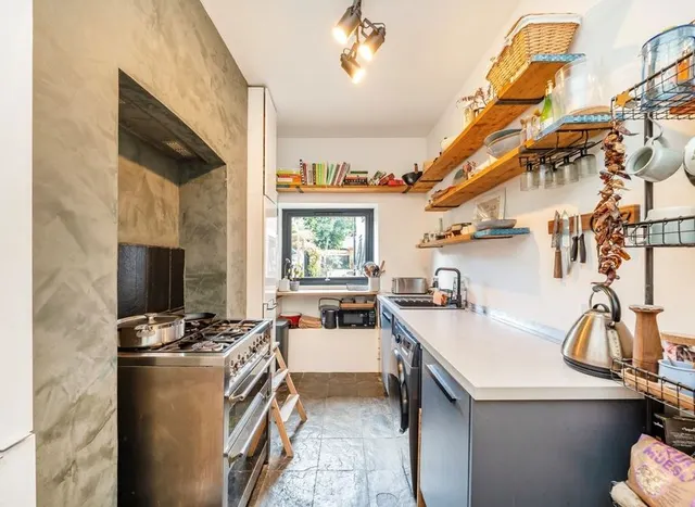 Photo 2 — Melbourne Grove, East Dulwich, SE22