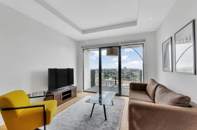 Botanic Square, London City Island, E14, photo 1