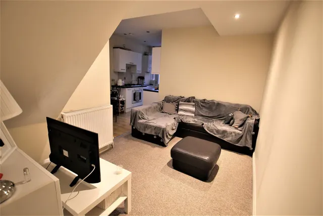 Morris Lane, Headingley, LS5, photo 2