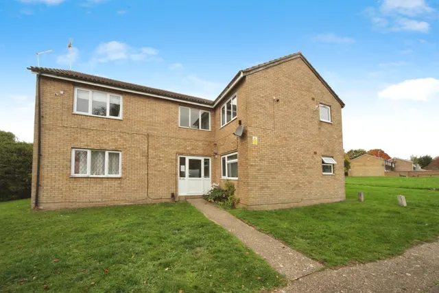 Repton Close, Luton, LU3, photo 1