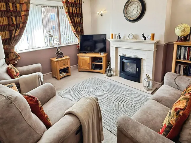 Humberstone Lane, Leicester, LE4, photo 3
