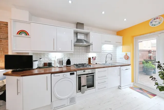 Dallow Street, Burton-on-Trent, DE14, photo 3